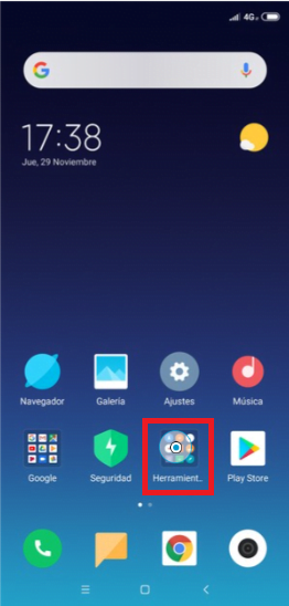 Entra a "Herramientas" para copiar los contactos a la tarjeta SIM