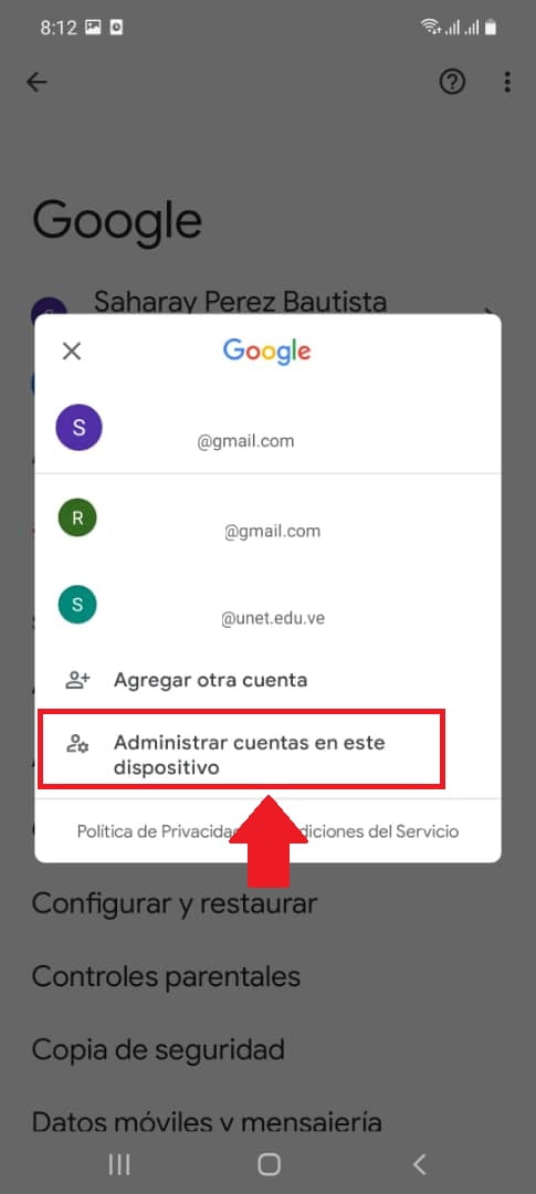 Oprime el botón de “Administrar cuentas en este dispositivo”