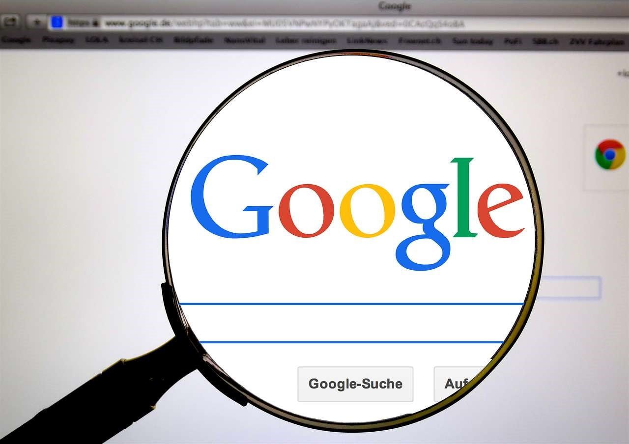 Cómo buscar una película sin saber el nombre con Google