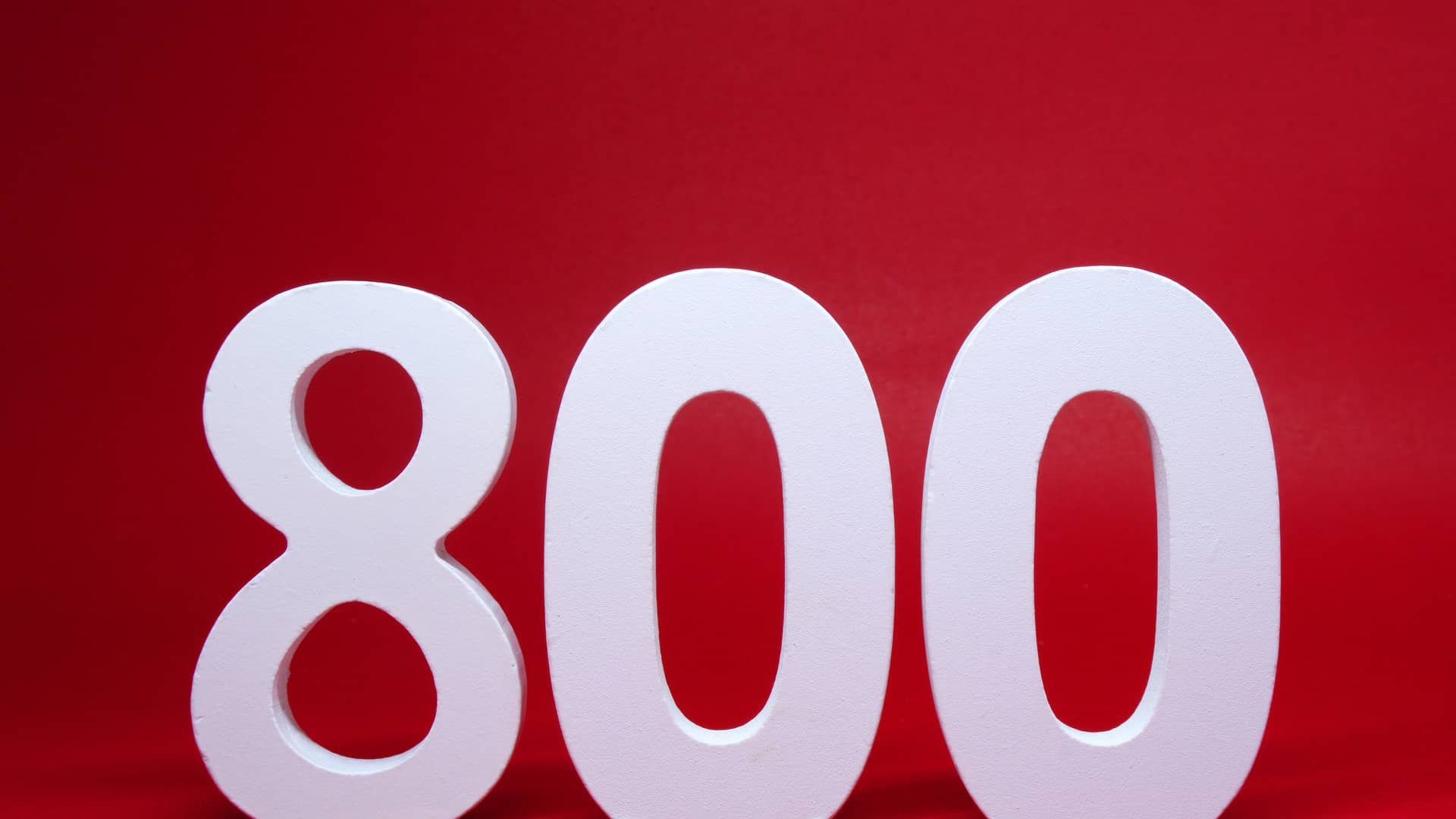 800